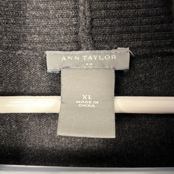 Ann Taylor XL Ribbed Collar Cardigan Duster Charcoal Gray/Black Short Sleeves - Picture 2 of 5